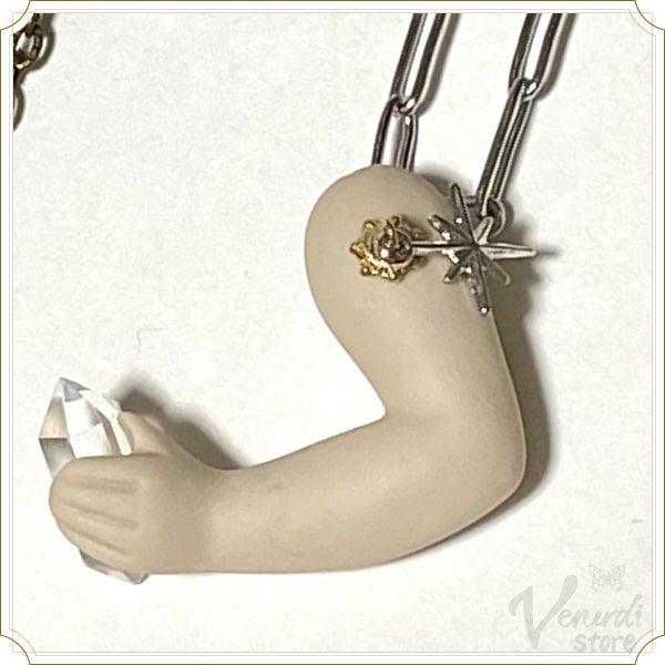 ZeZe ハンドメイドアクセサリー 人体 目 手 アングラ 通販サイト