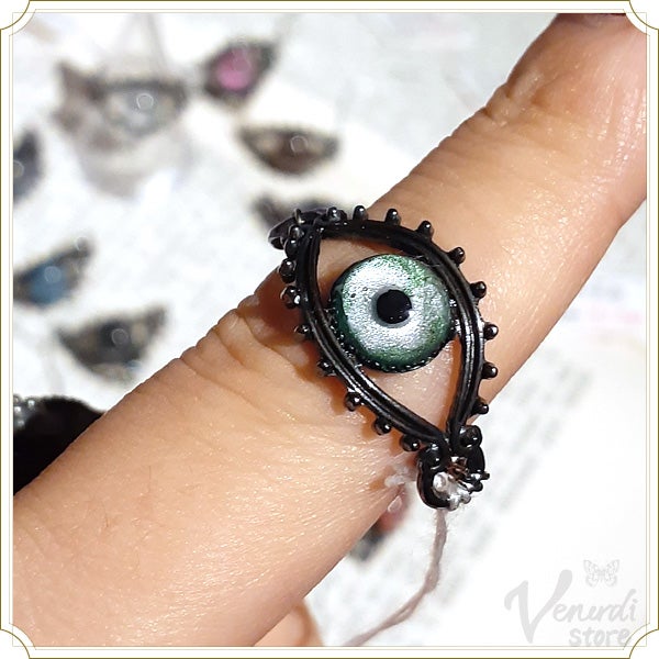 瞳チェーンリング 9号 目 指輪 ゴシック アングラ 目玉 リング